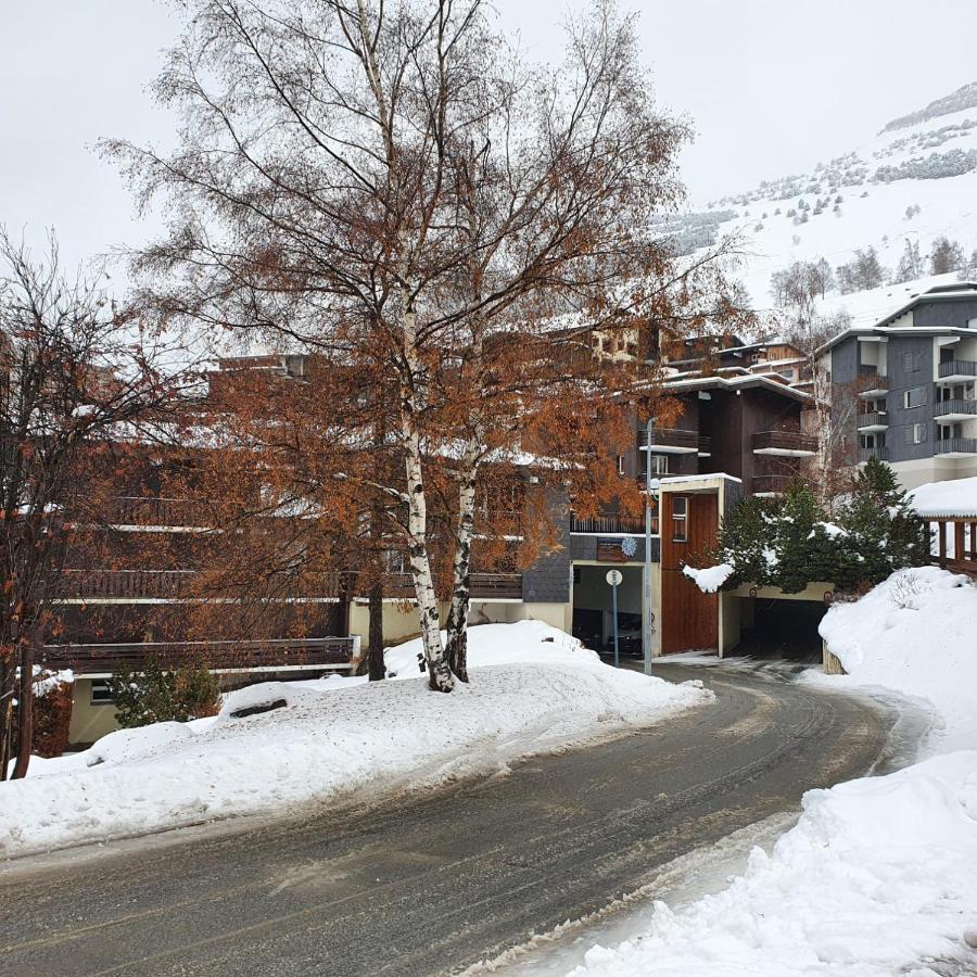 Appartement Cosy 4 Personnes - Charme Et Confort Au Pied Des Pistes لو دوز آلب المظهر الخارجي الصورة