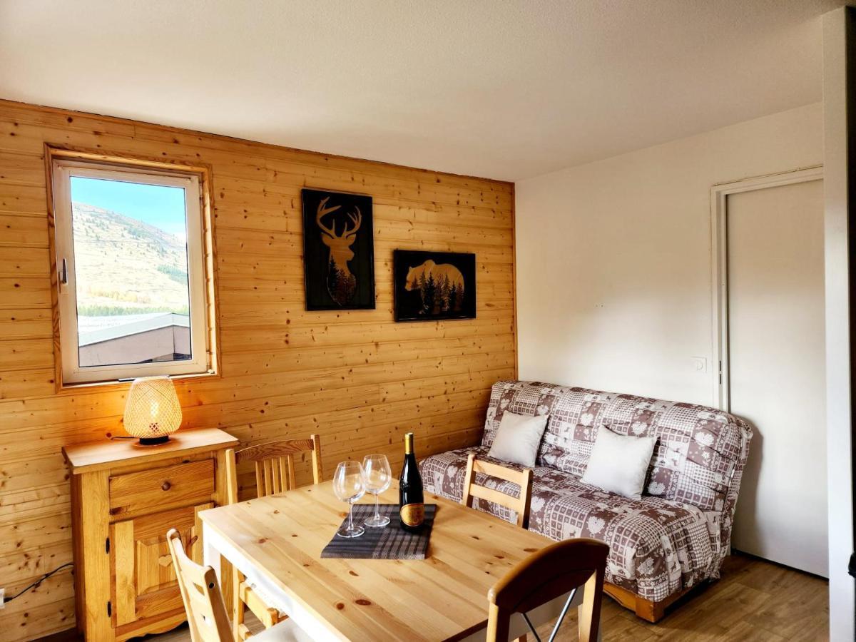 Appartement Cosy 4 Personnes - Charme Et Confort Au Pied Des Pistes لو دوز آلب المظهر الخارجي الصورة